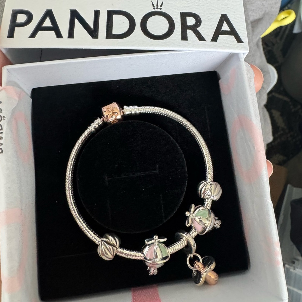 🌥️ NEW Pandora Bracelet rose gold color with kid & baby charms